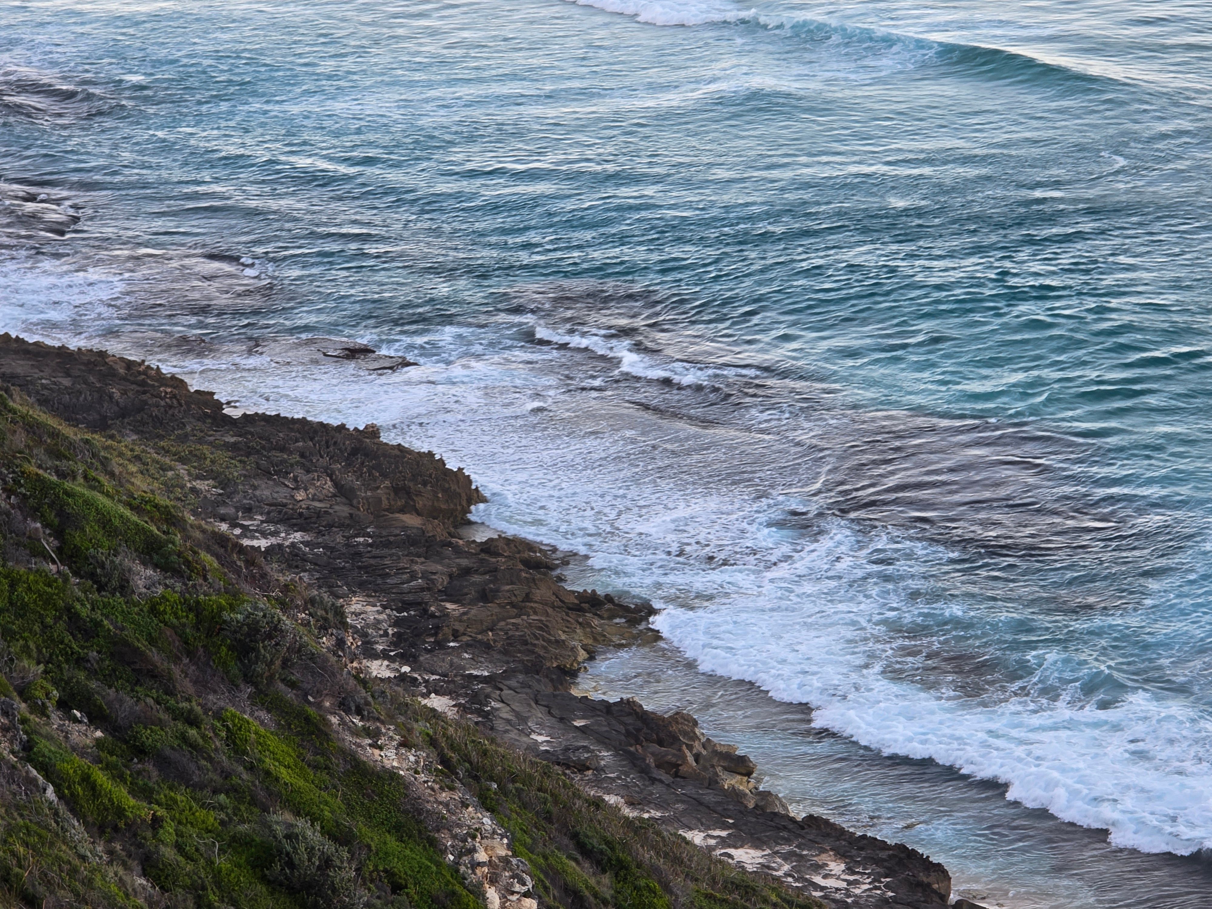 08may25 - edge of the world in albany (ignore antarctica please)